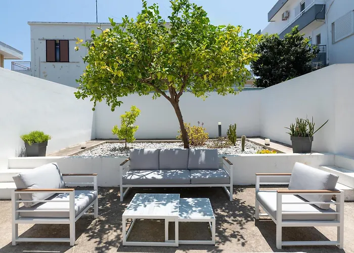 Lou * עיר רודוס